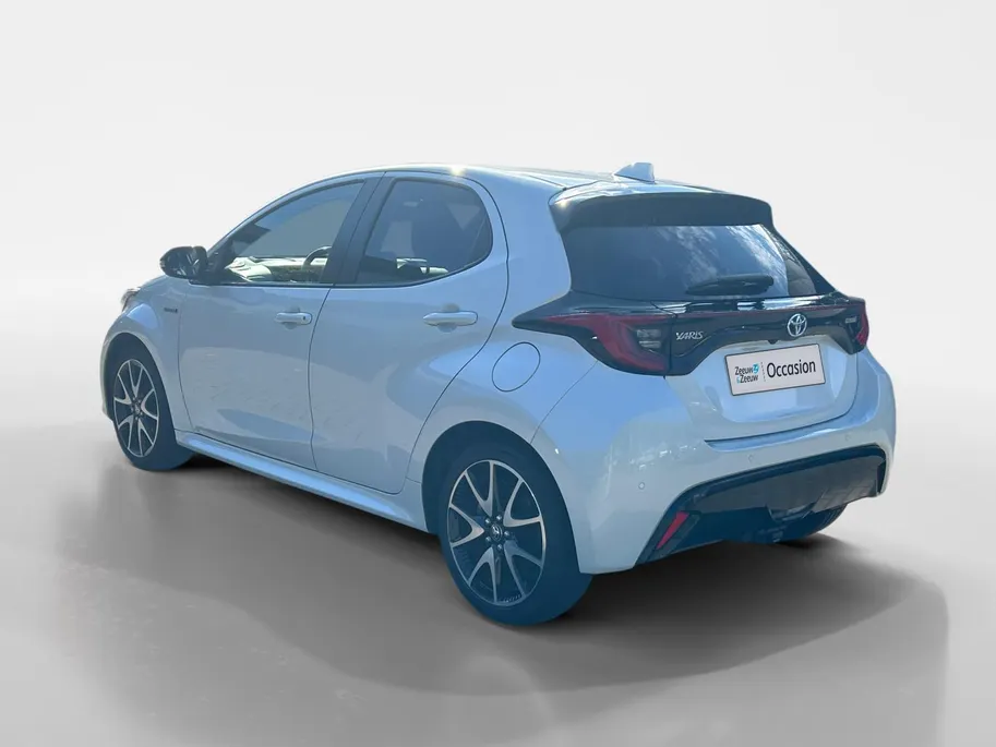 Toyota Yaris 1.5 Hybrid Executive Zeer compleet o.a. Navigatie, Trekhaak etc! Nu incl. 12 maanden garantie!