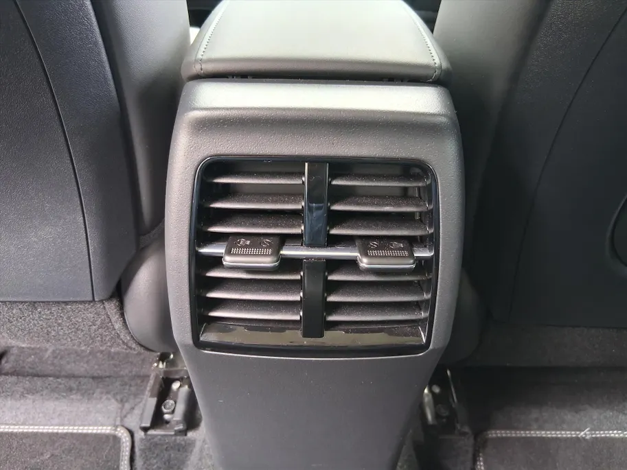 Kia Niro 1.6 GDi Hybrid DynamicLine |18 Inch met All Season banden |25dkm!