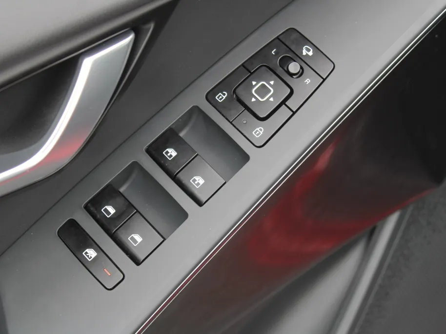Kia Niro 1.6 GDi Hybrid DynamicLine | Navi | Airco | Cruise | Camera | Keyless |