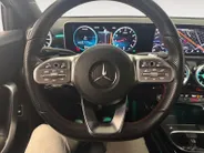 Mercedes-Benz A-Klasse 200 Launch Edition Premium AUTOMAAT AMBIENT LIGHT NAVI AIRCO CAMERA CRUISE CONTROLE AMBIANCE VERLICHTING APPLE CARPLAY ANDRIOD AUTO AMG PAKKET ZEER MOOIE AUTO