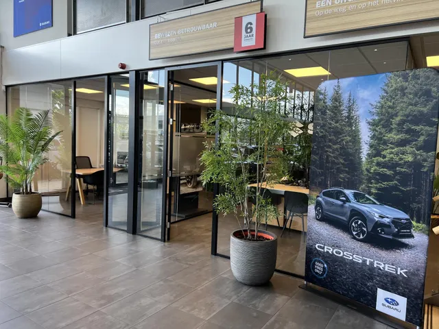 Subaru Uncharted 2E-xcite+ 77 kWh Automaat | Nieuw Leverbaar | Two-Tone Metallic Lak | Elek. Binnenspiegel | Lederen Bekleding