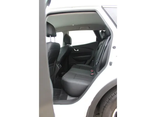 Renault Kadjar 1.3 TCe 160 PK Intens | Automaat | Stoelverwarming voor | Camera achter | uitschuifbare voorstoelen |