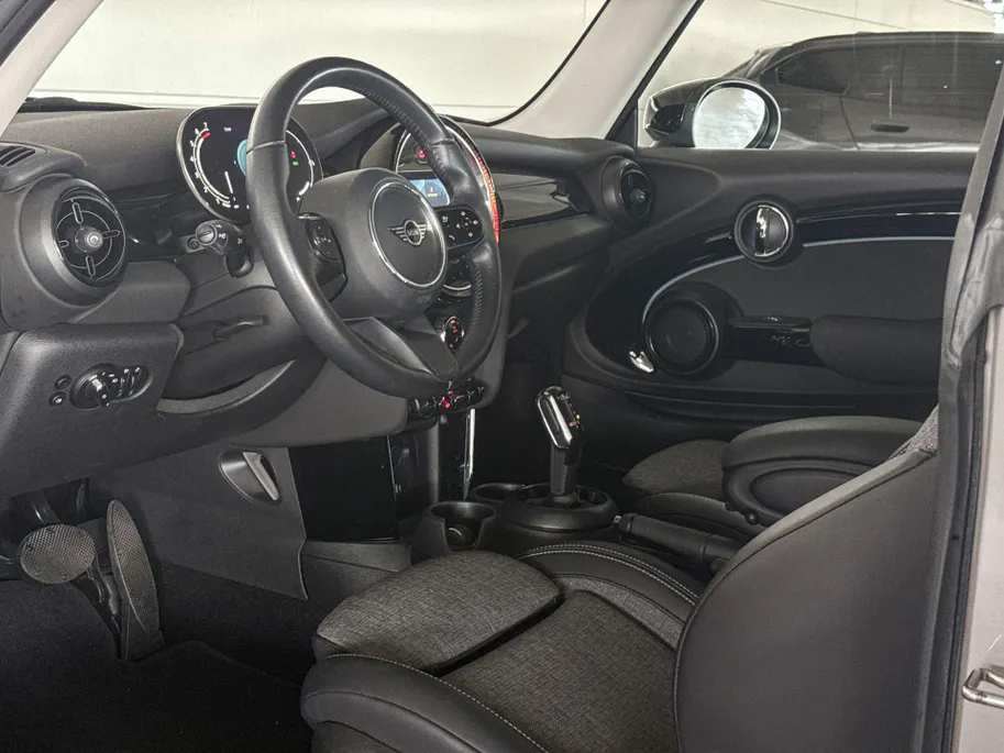 MINI Cooper 3-deurs Cooper Business Edition