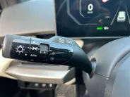Kia EV4 Hatchback GT-PlusLine 81.4 kWh | Schuif/kanteldak | Lederen bekleding | 360 Graden camera | Head up display | Elektrische achterklep | Elektrische stoel verstelling met geheugen | Stoel verwarming + ventilatie voor | Dodehoek camera | Draadloze oplader | 