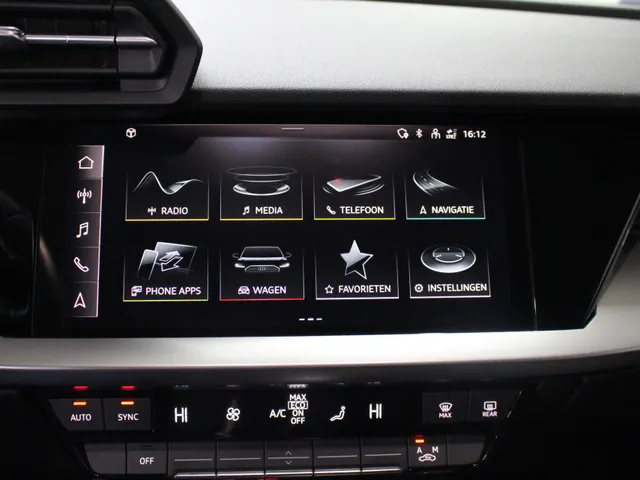 Audi A3 Sportback 30 TFSI Advanced Automaat Navigatie | Climate Control | Lichtmetalen Velgen