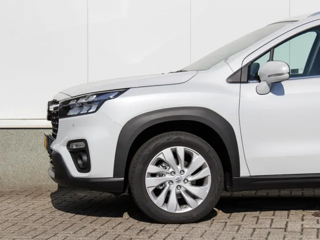 Suzuki S-Cross 1.4 Boosterjet Select Smart Hybrid | Cruise | Carplay/Android | Camera | Park sens | Lm-Velgen