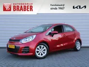 Kia Rio 1.2 CVVT ComfortLine | Apple Carplay/Android Auto | Navi Pioneer  | Airco | Cruise | All seasons | Dealeronderhouden |