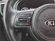 Kia Sportage 1.6 GDI DynamicLine | Dealer Onderhouden | Stoelverwarming voor en achter | camera | Navigatie | Cruise Control | LM Velgen 17' | Lader | 12 Maanden BOVAG Garantie |