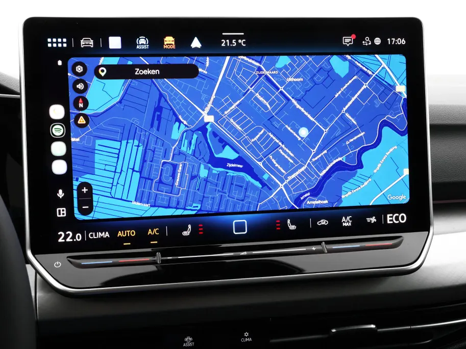 Volkswagen Golf Life Edition 1.5 eHybrid 204 PK 6 versn. DSG · Achteruitrijcamera · Draadloze telefoonlader · Comfort pakket ·