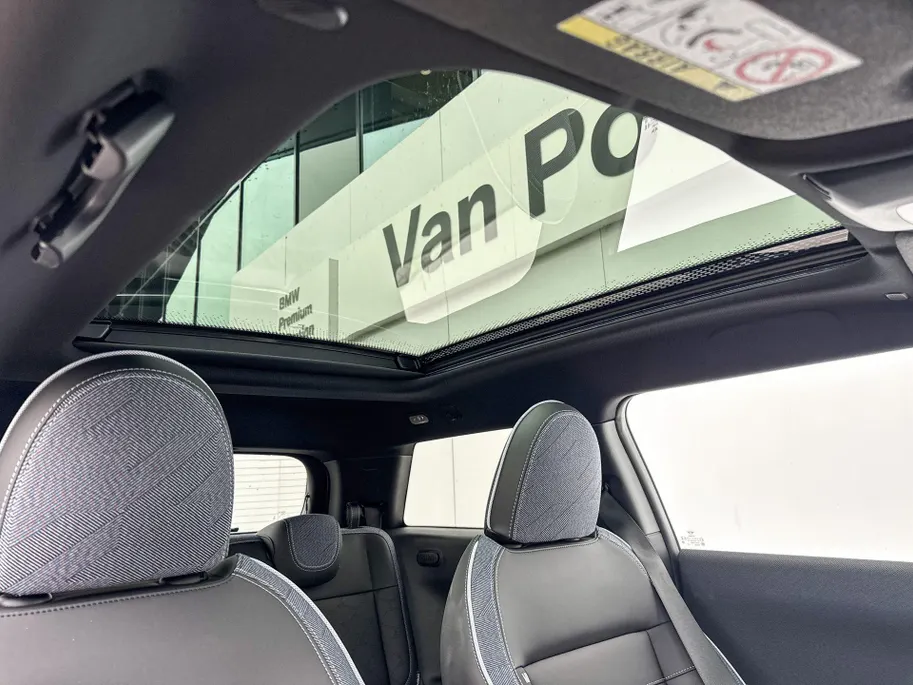 MINI Cooper 3-deurs Electric Cooper SE Favoured M 54.2 kWh