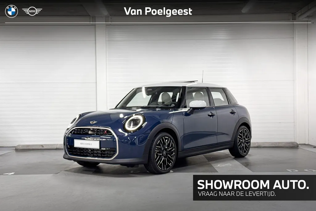 MINI Cooper 5-deurs Cooper S Favoured XL