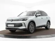 Volkswagen Tiguan Limited Edition 1.5 eHybrid 204 PK 6 versn. DSG · Design Pakket Dark · Trekhaak inklapbaar, met elektrische ontgrendeling, incl. aanhangermanoeuvreerhulp Trailer Assist · Voorraad OUTLET · Prijs is inclusief inruilpremie ·
