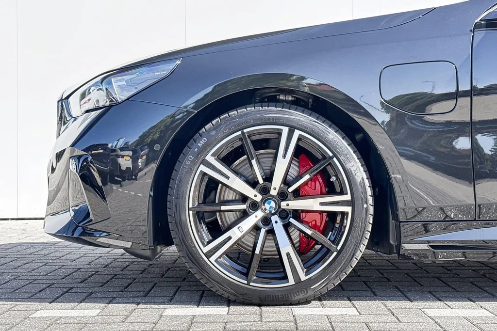 BMW 5 Serie Sedan 550e xDrive