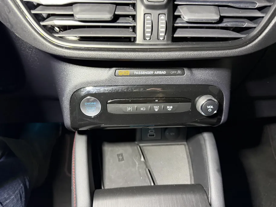 Ford Kuga 2.5 PHEV ST-Line X 243pk | Winterpack | AGR Stoelen | B&O | Pano |