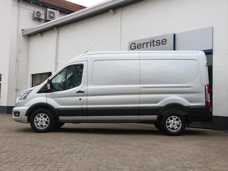 Ford Transit 350 2.0 170pk L3H2 Limited | Navi | Adaptive Cruise | Blis | Xenon | 76 KM! |