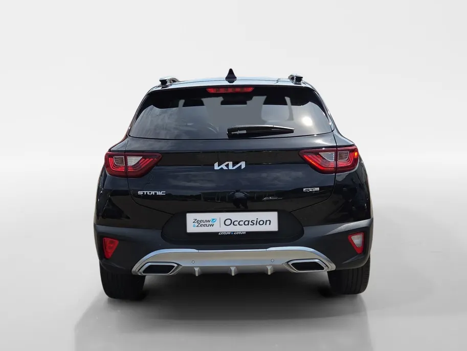 Kia Stonic 1.0 T-GDi MHEV GT-PlusLine Meest luxe uitvoering | 1e Eigenaar | Panorama dak | Dealer onderhouden | Cruise Control Adaptief | Carplay | Metallic lak | Fabrieksgarantie t/m 10-5-2030 + 3x 1 jaar* | NAP