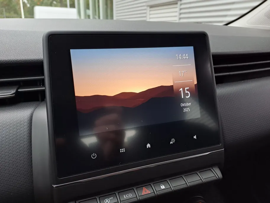 Renault Clio 1.0 TCe 90 Equilibre | Navigatie | Cruise | DAB | Rijstrooksensor met correctie | Airco | Apple Carplay/Android Auto