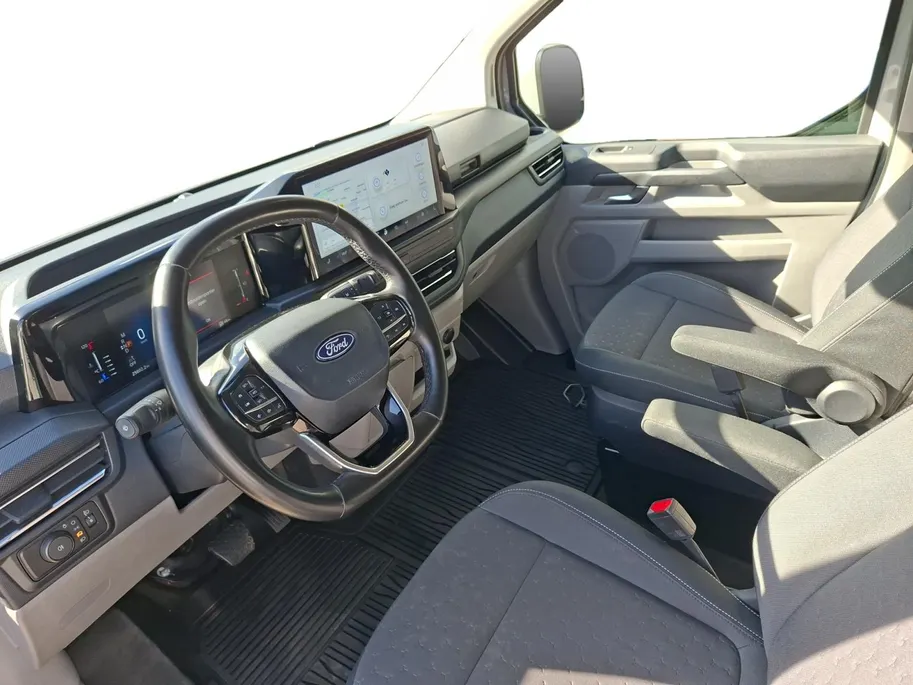 Ford Transit Custom 320 2.0 TDCI L2H1 Limited 136 pk Automaat | Sport Pack Bodykit | LM Velgen 20' Gloss Black | Verlaagd  | BPM VRIJ
