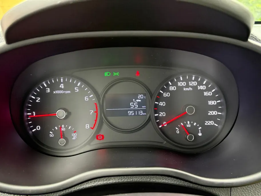 Kia Picanto 1.0 MPi GT-Line Edition Apple Carplay/Android Auto , navi , cruise , lm velgen , tel , camera , usb , sport stoelen , super mooie uitvoering . auto is voorzien van een nieuwe koppeling