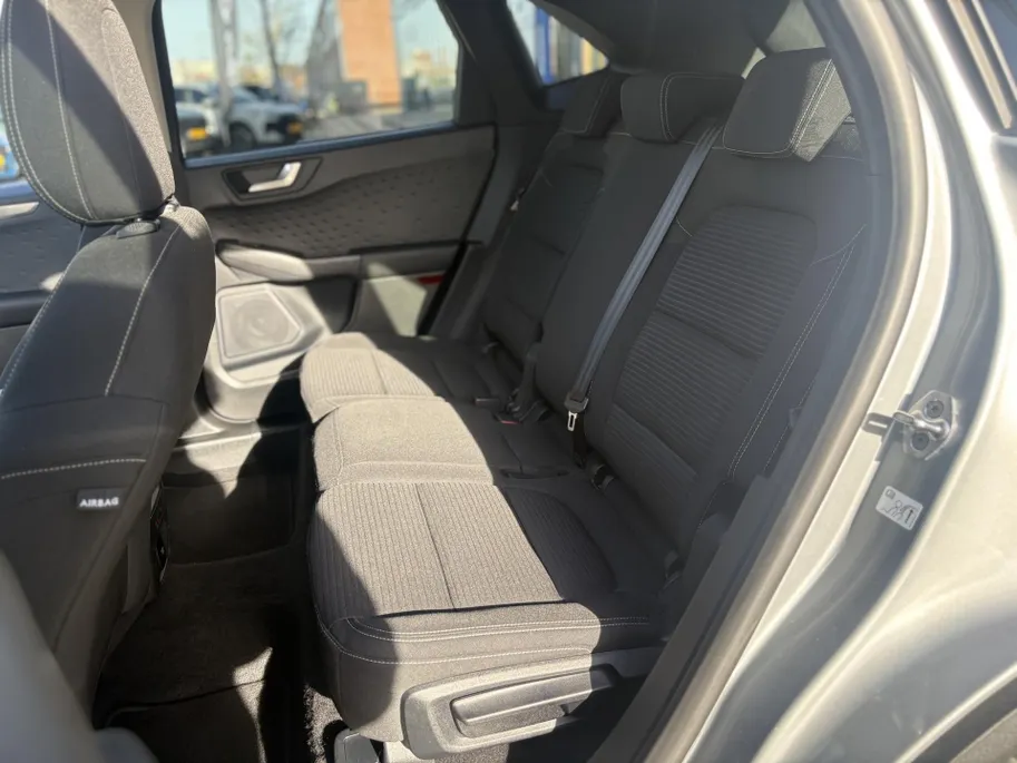 Ford Kuga 1.5 EcoBoost Titanium X | TREKHAAK 1800 kg | ADAPTIVE CRUISE | NAVI