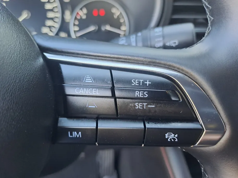 Mazda 3 2.0 e-SkyActiv-X M Hybrid 186 Nagisa | 18' LM | Navigatiesysteem full map | Cruise  | Camera  | Half Leer