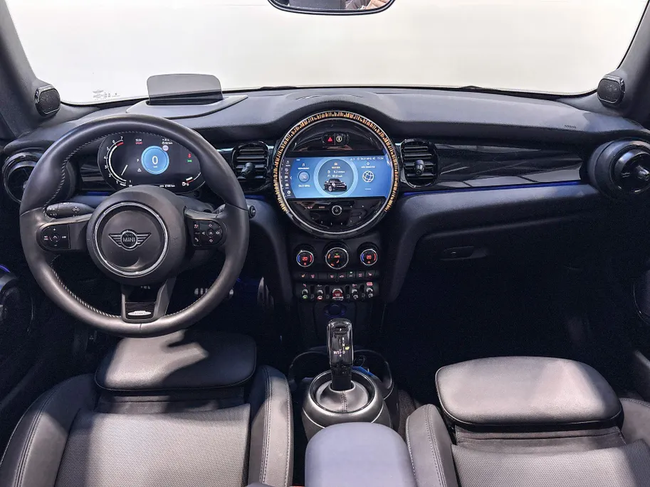 MINI Cooper Cabrio 1.5 Cooper Seaside Edition