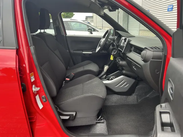 Suzuki Ignis 1.2 Smart Hybrid Select Automaat | Trekhaak | All Season Banden | Airco | 16' LM Velgen | Apple Carplay & Android Auto