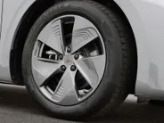 CUPRA Born Impulse 62 kWh 204pk · Camera · Keyless · Apple/Android Car Play · ACC · Stuurwielverwarming · Sportstoelen · 18'Velgen ·