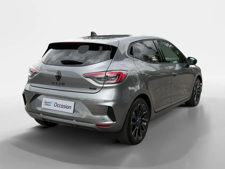 Renault Clio 145PK E-Tech Full Hybrid Esprit Alpine Automaat | Stoelverwarming | 9,3' Navi | Bose Audio | Climate Control | Apple CarPlay/Android Auto | Adaptive Cruise Control | Digital Cockpit | Full LED |