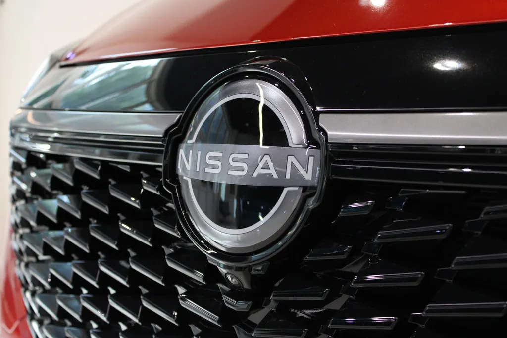 Nissan QASHQAI 1.3 MHEV Xtronic Tekna Plus | 1800KG TREKGEWICHT | €5.000,- VOORRAAD KORTING! | FULL OPTION |