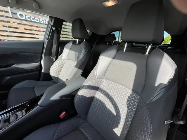 Toyota C-HR 2.0 Hybrid Dynamic | Parkeersensoren V+A
