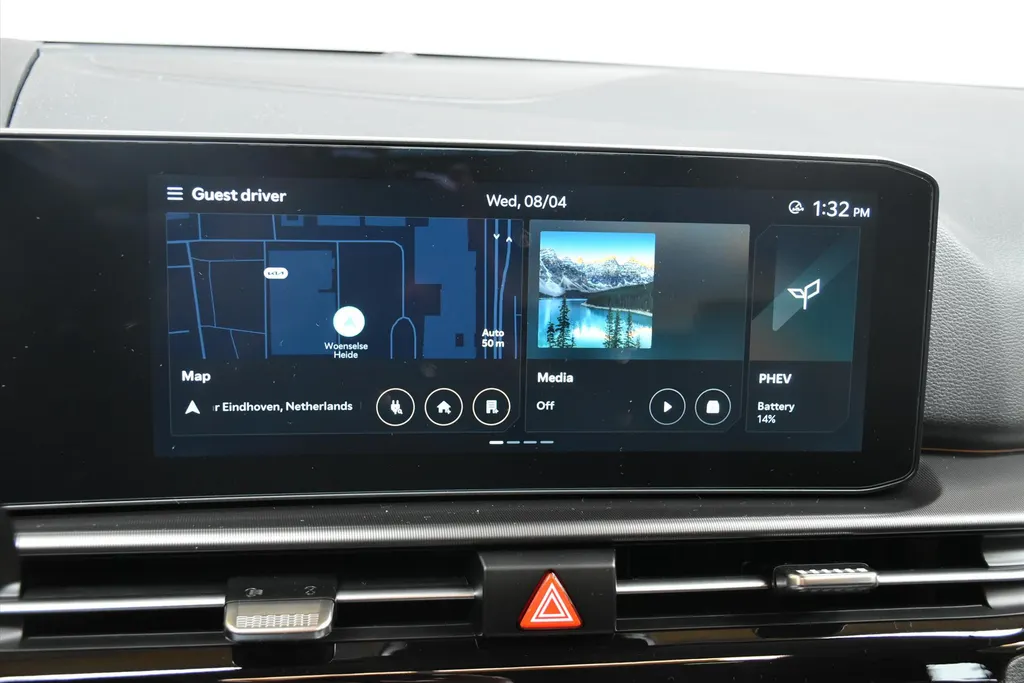 Kia Sportage 1.6 T-GDi 288pk Plug-in Hybrid AT6 DynamicPlusLine VOORRAAD ACTIE DIRECT LEVERBAAR