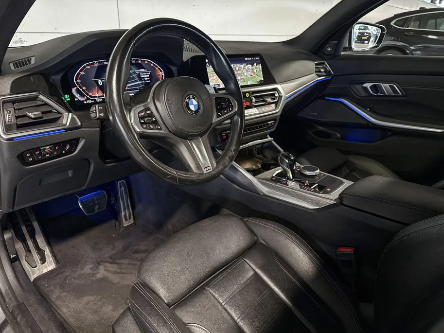 BMW 3 Serie Sedan 320i High Executive M-Sport