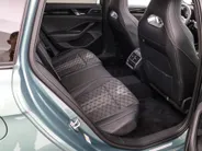 Volkswagen Passat Variant 1.5 eTSI 272pk DSG R-Line Edition · Panoramadak · Camera · Inklap. Trekhaak · Harman Kardon Sound · Head-Up Display · Massagefunctie · Garantie t/m 13-03-2030 of 100.000km