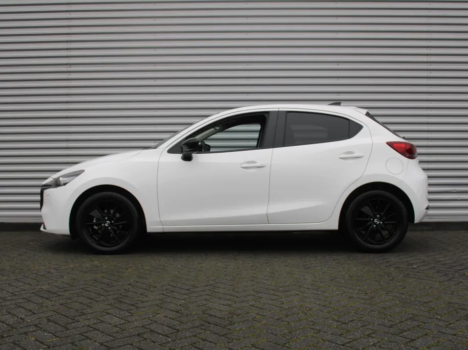 Mazda 2 1.5 e-SkyActiv-G 90PK 6MT Homura | Stuur-/stoelverwarming | Camera | Dodehoek detectie | LED | 16' LM | Carplay | Clima | Cruise |