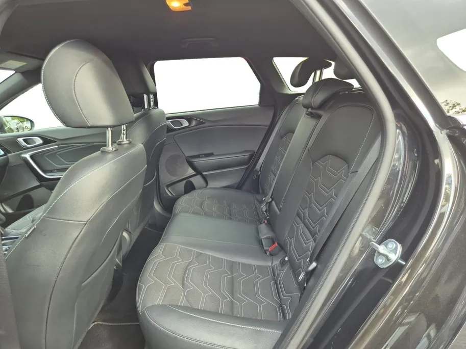 Kia Ceed Sportswagon 1.0 T-GDi MHEV Design Edition | Camera | Climate Control | Stoelverwarming | Stuurverwarming | Cruise Control | Carplay/Android Auto |