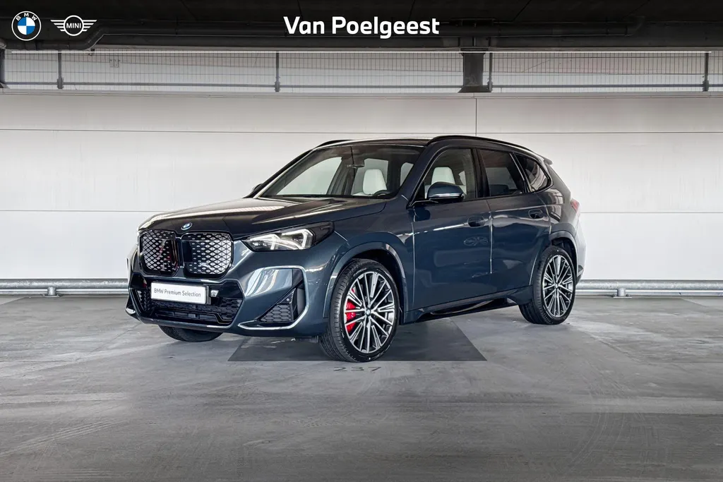 BMW iX1 eDrive20 67 kWh M Sport Edition