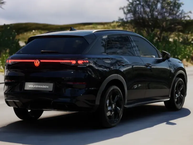 Volkswagen T-Roc R-Line Edition 1.5 Hybrid 170 PK 7 versn. DSG · Black Style Pakket · High-end geluidsysteem Harman Kardon · Panoramaschuif-kanteldak · Prijs is inclusief inruilpremie ·