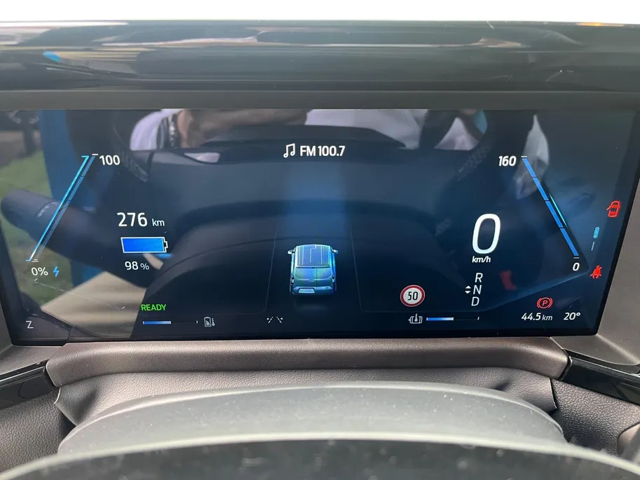 Ford E-Transit Courier Limited 44 kWh 136 pk | DEMO voertuig | Navigatie | Trekhaak | Achteruitrijcamera | 100% Elektrisch | Achteruitrijcamera | Winter Pack