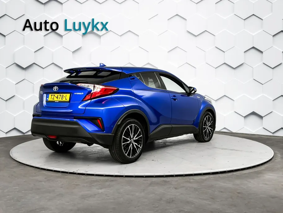 Toyota C-HR 1.8 Hybrid Dynamic Automaat | Navigatie | 18'' L.M. Velgen | Parkeercamera