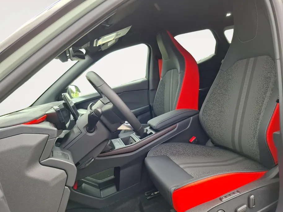 Ford Explorer Collection Extended Range RWD 79 kWh | Driver assistancepack | B&O Audio | Head-up Display | Trekhaak | Adaptive Cruisecontrol | Dodehoekdetectie | Stoelmassage | 360Camera | Nieuw op voorraad! |