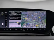 Audi Q6 e-tron S edition performance 100 kWh 306 PK · Tech pro · Glazen panoramadak · Trekhaak elek. wegklapbaar · Optiekpakket zwart