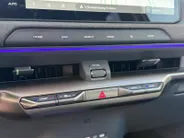 Kia EV2 Plus Advanced 42.2 kWh STOEL & STUURVERWARMING | PANORAMADAK | ELEKTRISCHE STOELVERST | RESTERENDE FABRIEKSGARANTIE TM 2036