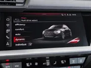 Audi A3 Sportback 40 TFSIe 150kW/204PK S Line · Panoramadak · Apple/Android Car Play · Stoelverwarming