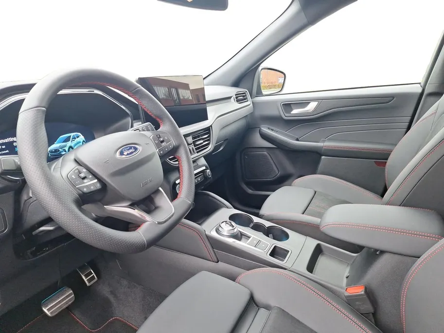 Ford Kuga 2.5 PHEV ST-Line X | 2.000,- Ready set Ford Bonus | Black Pack | Winterpack | Matrix Ledkoplampen | El. Trekhaak | Adaptive cruisecontrol | El. Achterklep | 360Camera | B&O Audio | El. Vest. voorstoelen | Full Led | BLIS | Nieuw te bestellen |