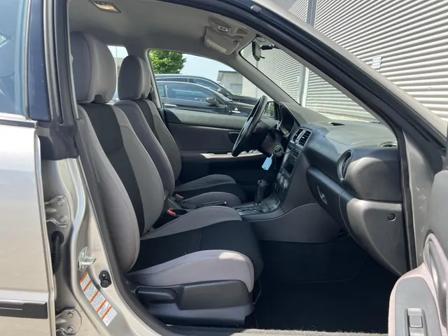 Subaru Impreza 2.0R Automaat | All Season Banden | CiTO onderhouden | Climate Control | 16' Lichtmetalen Velgen