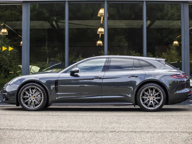 Porsche Panamera Sport Turismo Sport Chrono 2.9 4 E-Hybrid