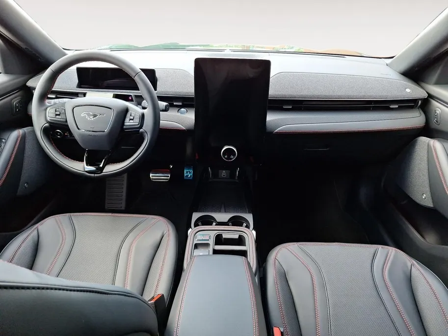 Ford Mustang Mach-E Extended Premium RWD 88 kWh | Uit Voorraad Leverbaar! | 5.000,- Ready Set Ford Bonus | Technology Pack + | B&O Audio | El. Vert. Bestuurdersstoel+Memorie | Full Led | 360Camera | Adaptive Cruisecontrol | Dodehoekdetectie |