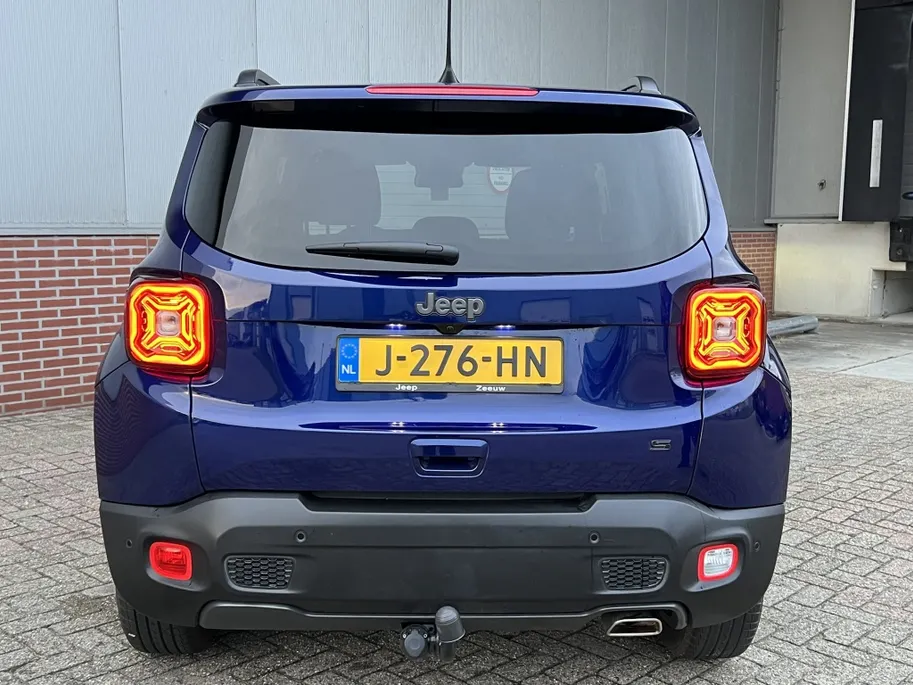 Jeep Renegade 1.3 Turbo 150 PK S | Pano | Leder | Trekhaak | LED | 19' VERKOCHT