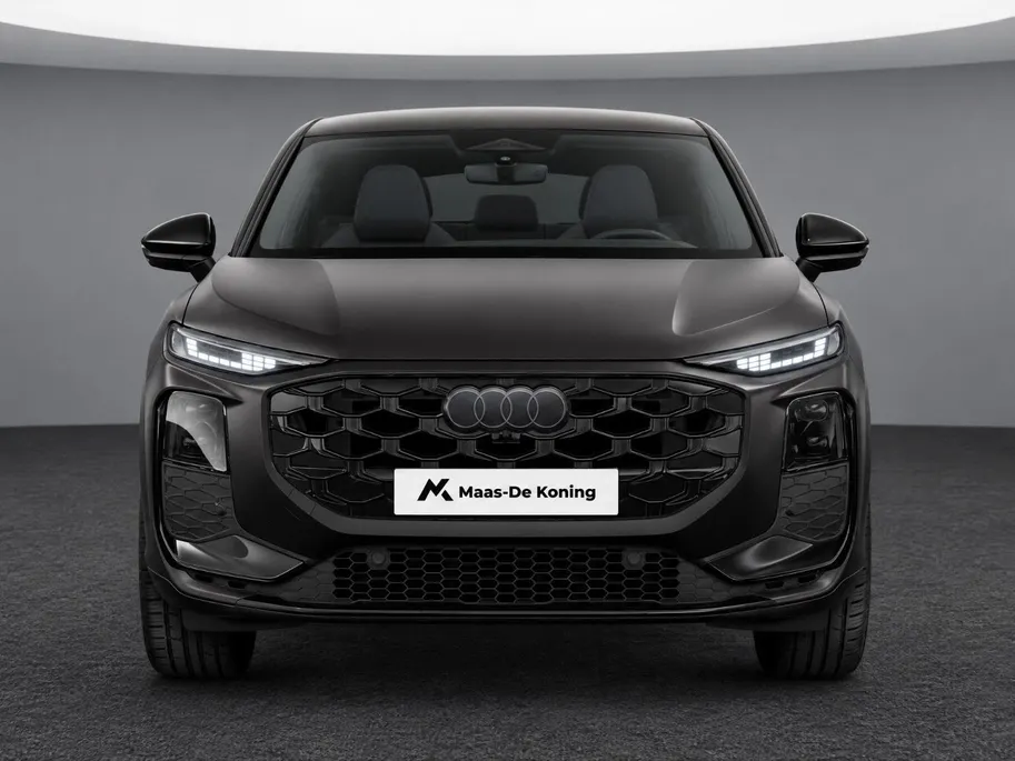 Audi Q3 Sportback e-hybrid S edition 272 PK · Tech plus · Glazen panoramadak · Comfortpakket plus · MMI experience pro